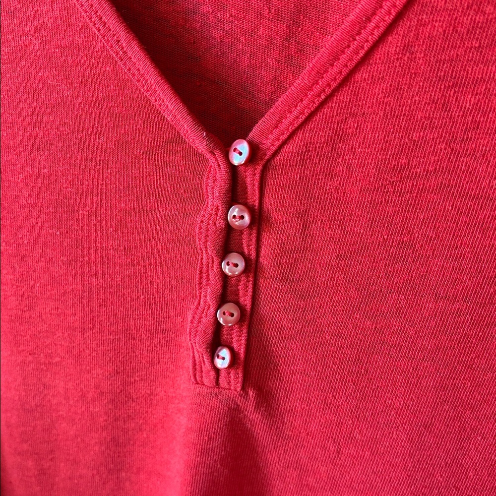 V-neck button top - Picture 2 of 5